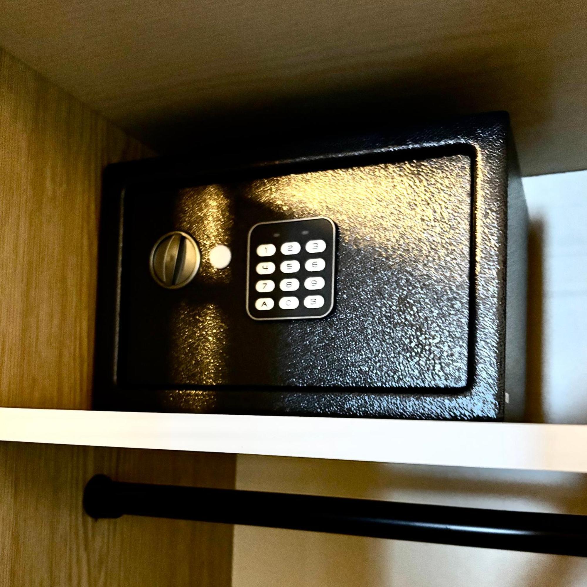 Lechtaler Alpenblick Landeck - Privatzimmer & Ferienwohnung Eksteriør billede