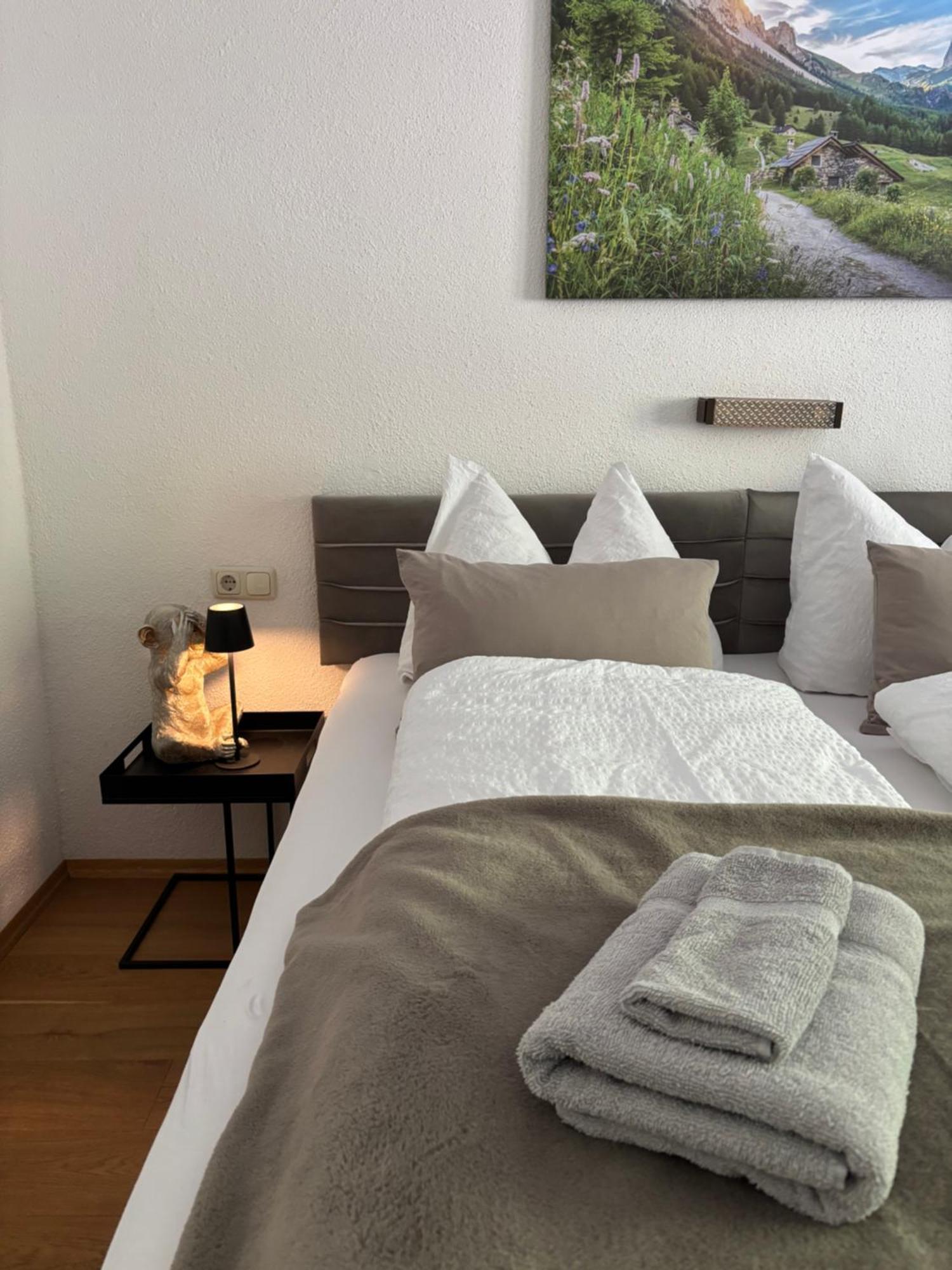 Lechtaler Alpenblick Landeck - Privatzimmer & Ferienwohnung Eksteriør billede